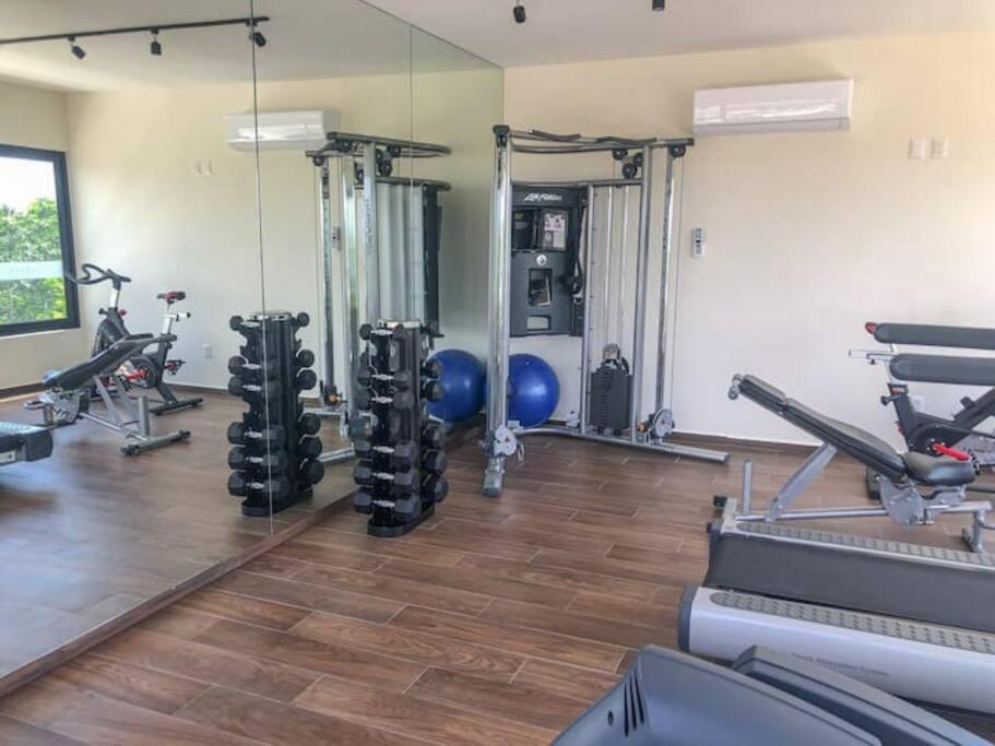 Suit Next To The Common Top Roof Exclusive Building Kingsize Bed 2 Super Pools, Gym, Grill Tulum Dış mekan fotoğraf