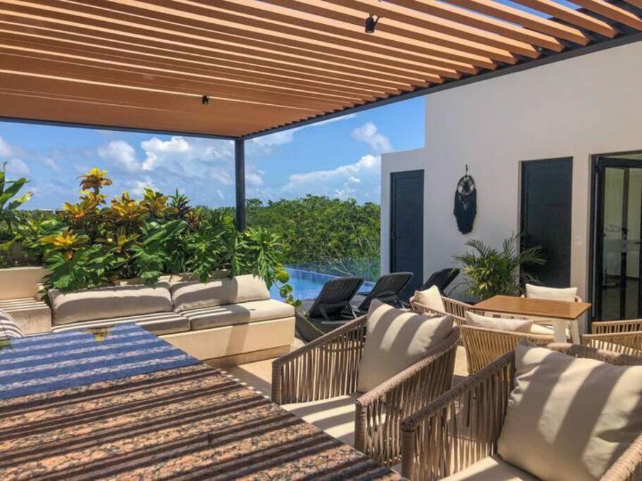 Suit Next To The Common Top Roof Exclusive Building Kingsize Bed 2 Super Pools, Gym, Grill Tulum Dış mekan fotoğraf